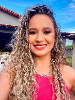 Ana Beatriz Castro